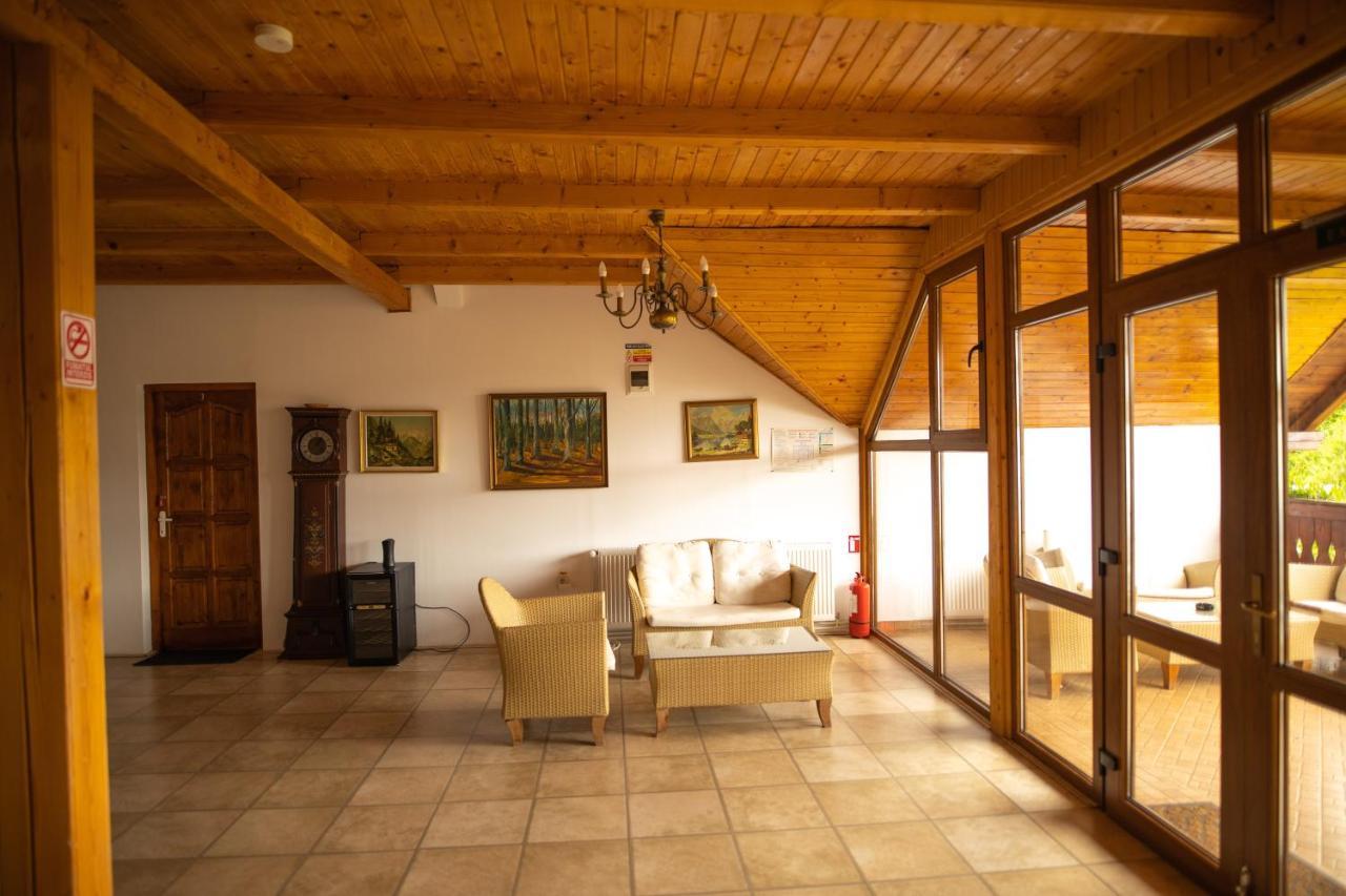 Pensiunea Sachsenhof Bagaciu Esterno foto