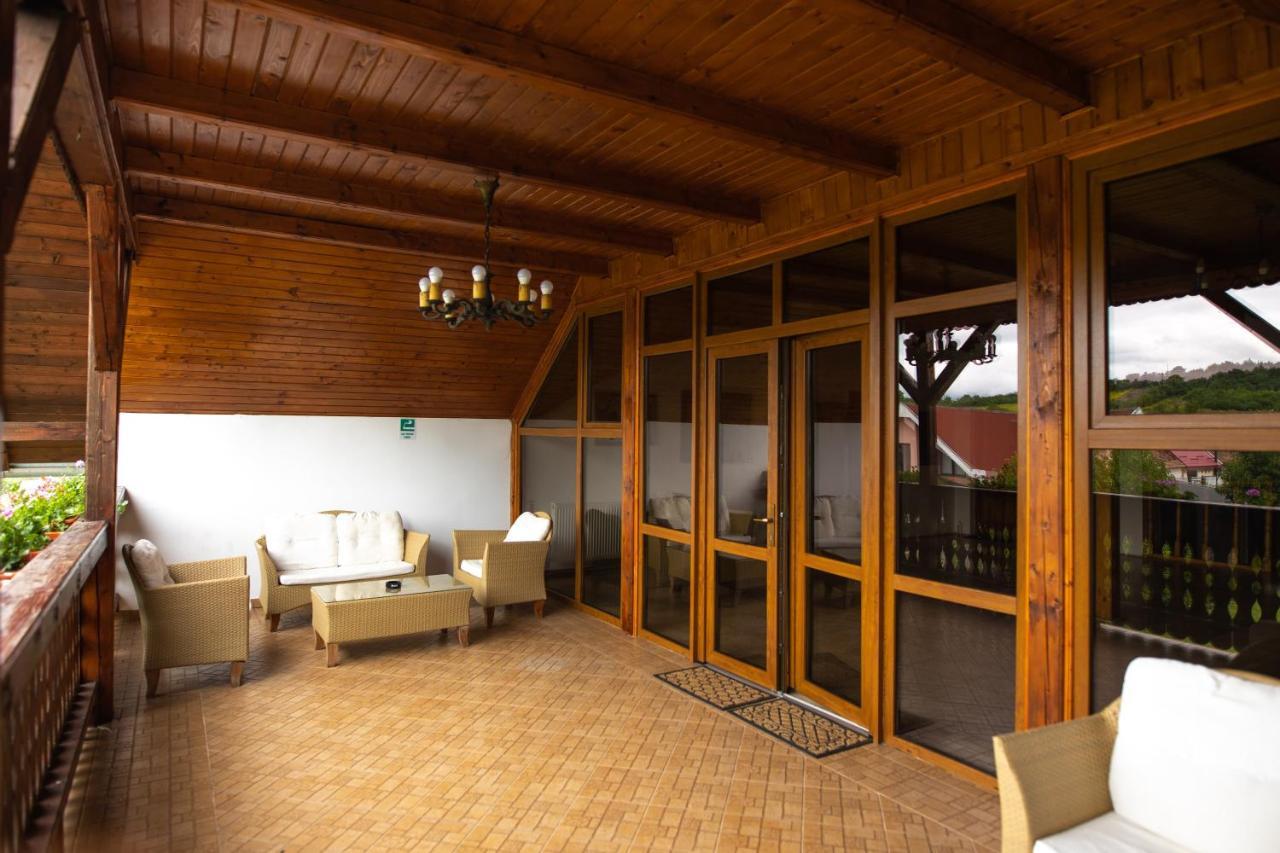 Pensiunea Sachsenhof Bagaciu Esterno foto